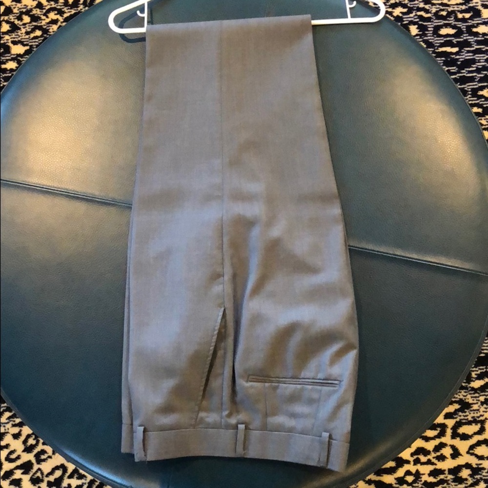 NEW GRAY DRESS SLACKS SIZE 32X34 POLYESTER & RAYON